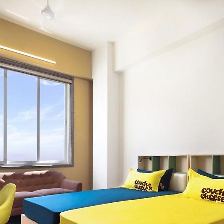 Couch & Cheese Homestel The Most Luxurious Hostel For Working Professionals & Students Pune Bagian luar foto